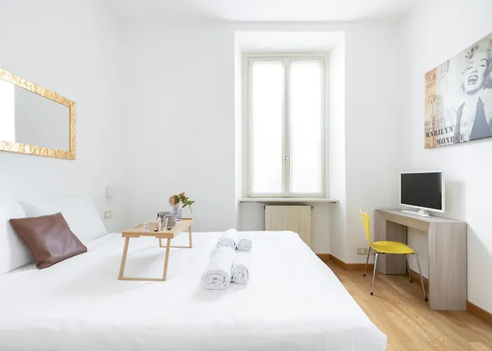 Easylife - - Spallanzani 6 - Porta Venezia